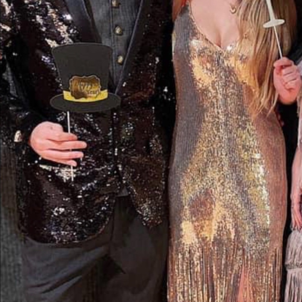 Dress - Picture 2 of 5